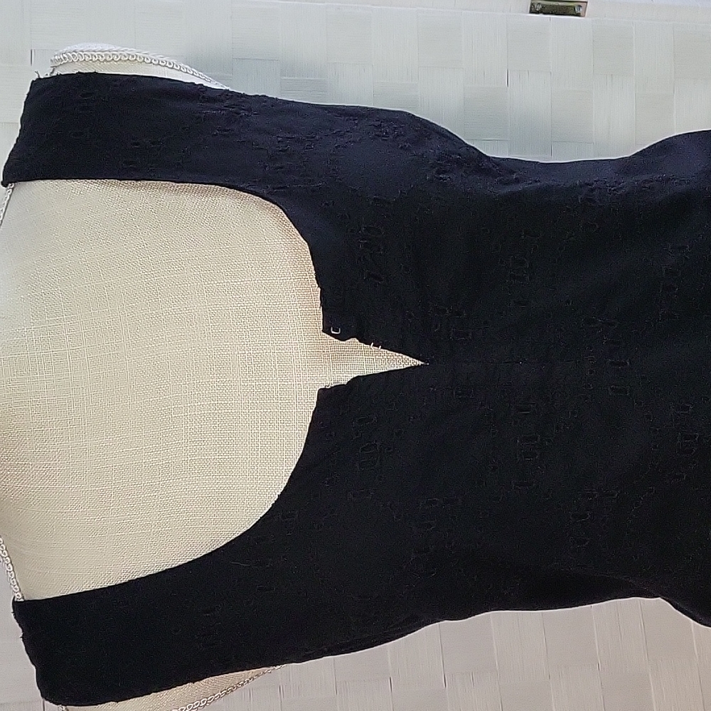Coldwater Creek Size Small- Women's Black Cotton Eyelet lined Tank Top - Picture 2 of 6
